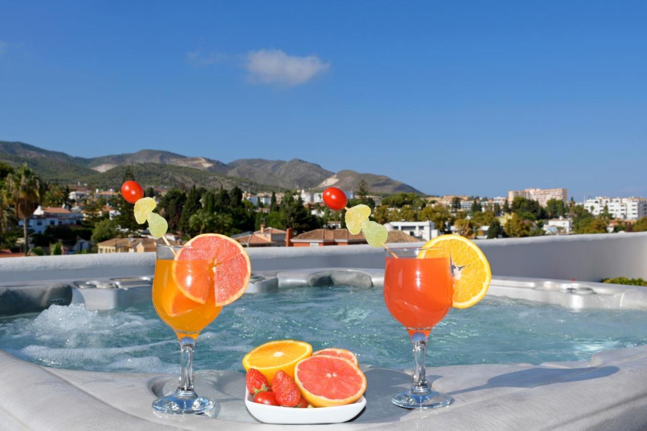 Isla De Benalmadena 1, Jacuzzi, 80M From The Sea, Ac, Bbq, Private Parking, Big Terrace Daire Dış mekan fotoğraf