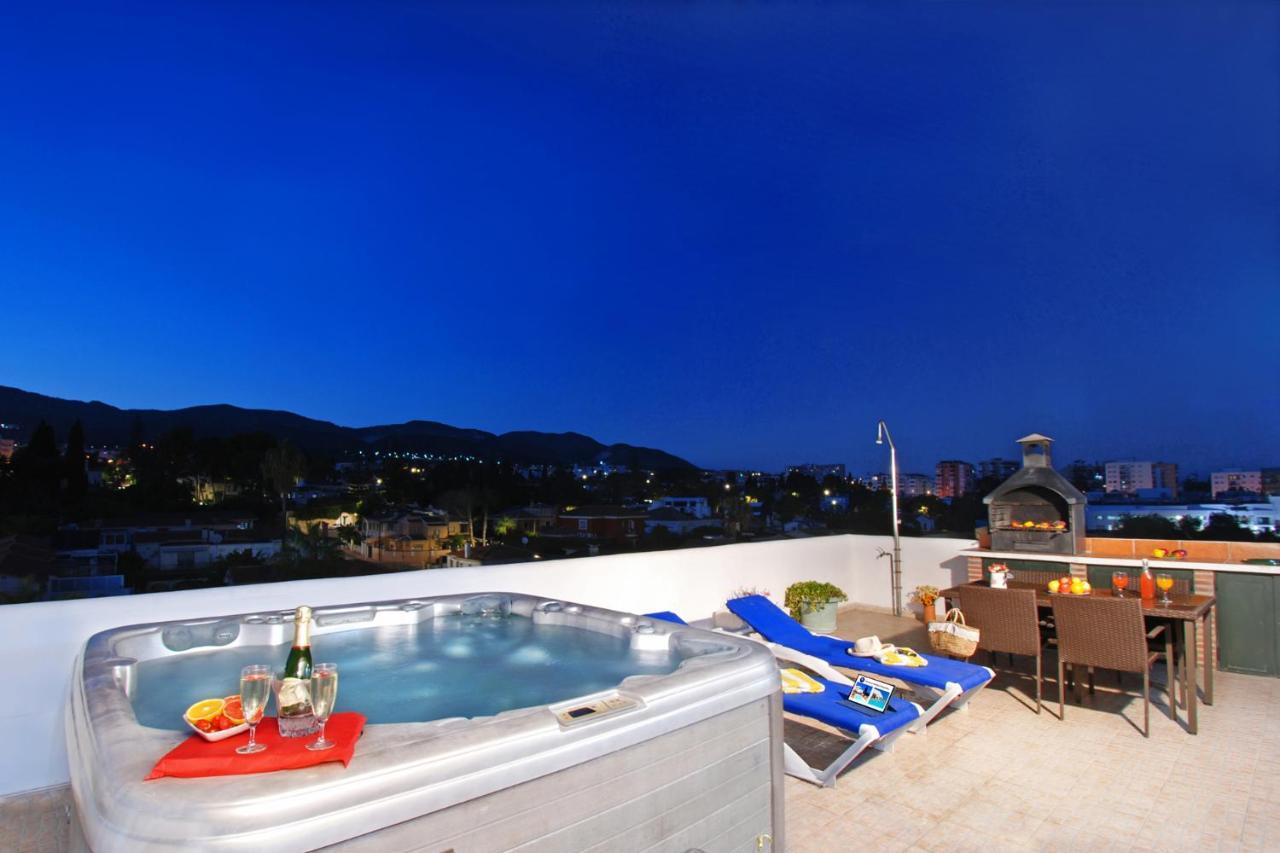Isla De Benalmadena 1, Jacuzzi, 80M From The Sea, Ac, Bbq, Private Parking, Big Terrace Daire Dış mekan fotoğraf