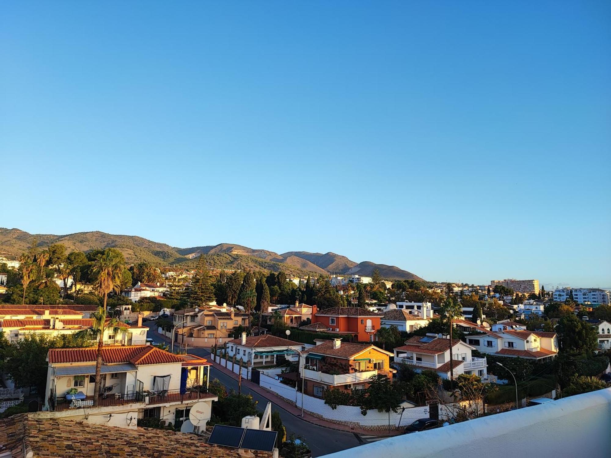 Isla De Benalmadena 1, Jacuzzi, 80M From The Sea, Ac, Bbq, Private Parking, Big Terrace Daire Dış mekan fotoğraf
